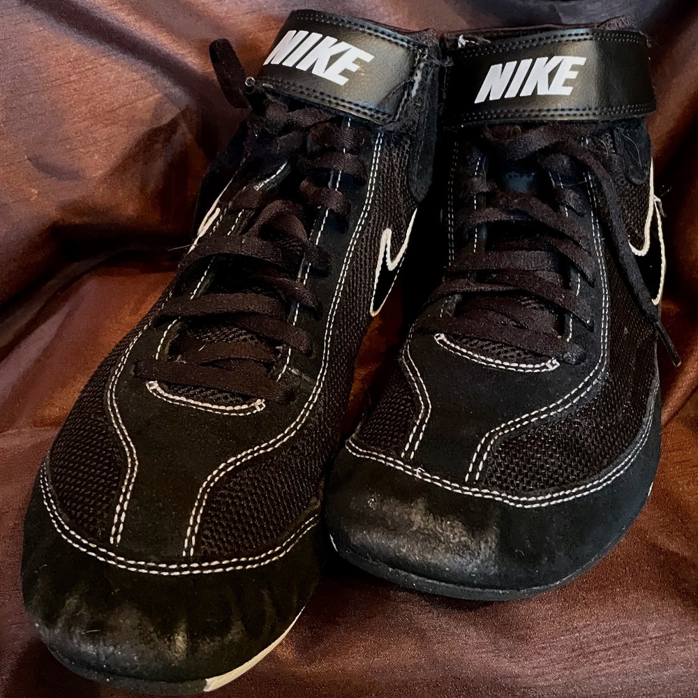 Nike SpeedSweep 7 Men's Wrestling Shoes